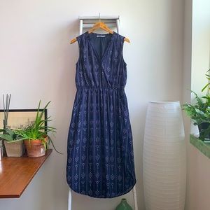V Neck Sleeveless Summer Dress w/ Pockets - S